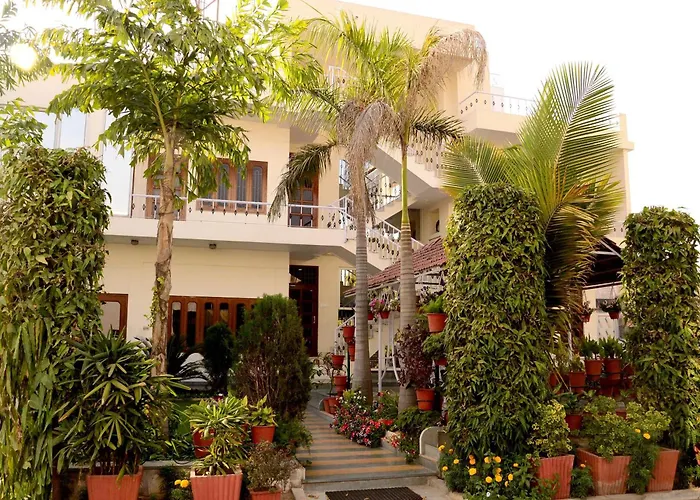 SukhvilasAirport Hotel